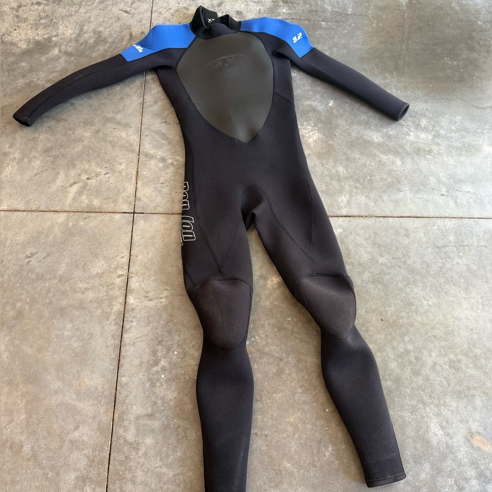 Men's Black and Blue Rash Guard